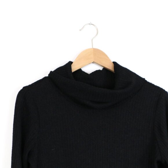 *St Johns Bay Black Crepe Long Sleeve Black Turtleneck - Picture 4 of 6